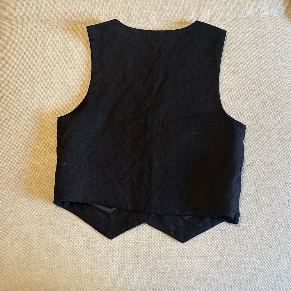 Almina Concept Black Button-Up 100% Linen Vest - Picture 2 of 3